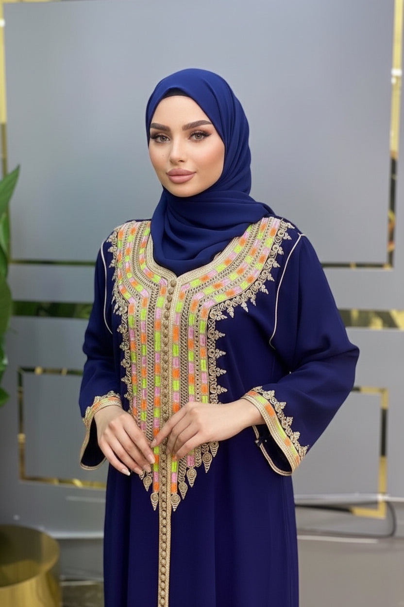 Gandoura Femme Bleu Marine – Broderies Multicolores Élégantes