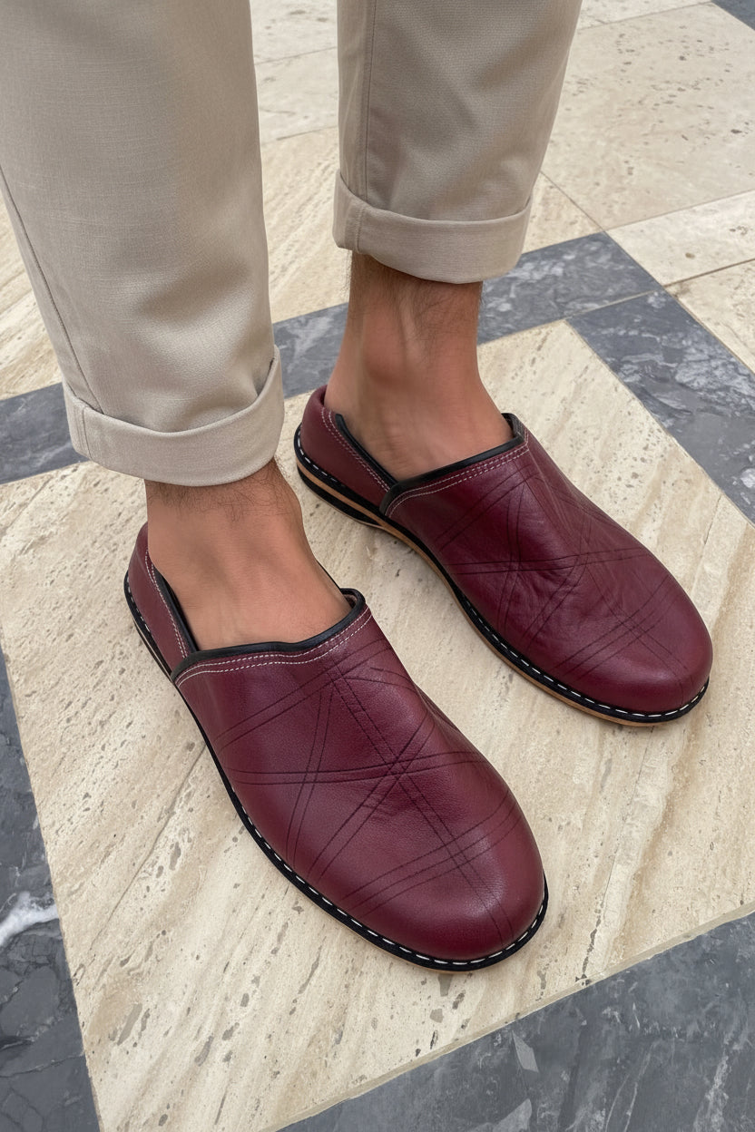Babouche Homme Bordeaux en Cuir – Élégance Moderne & Style Polyvalent
