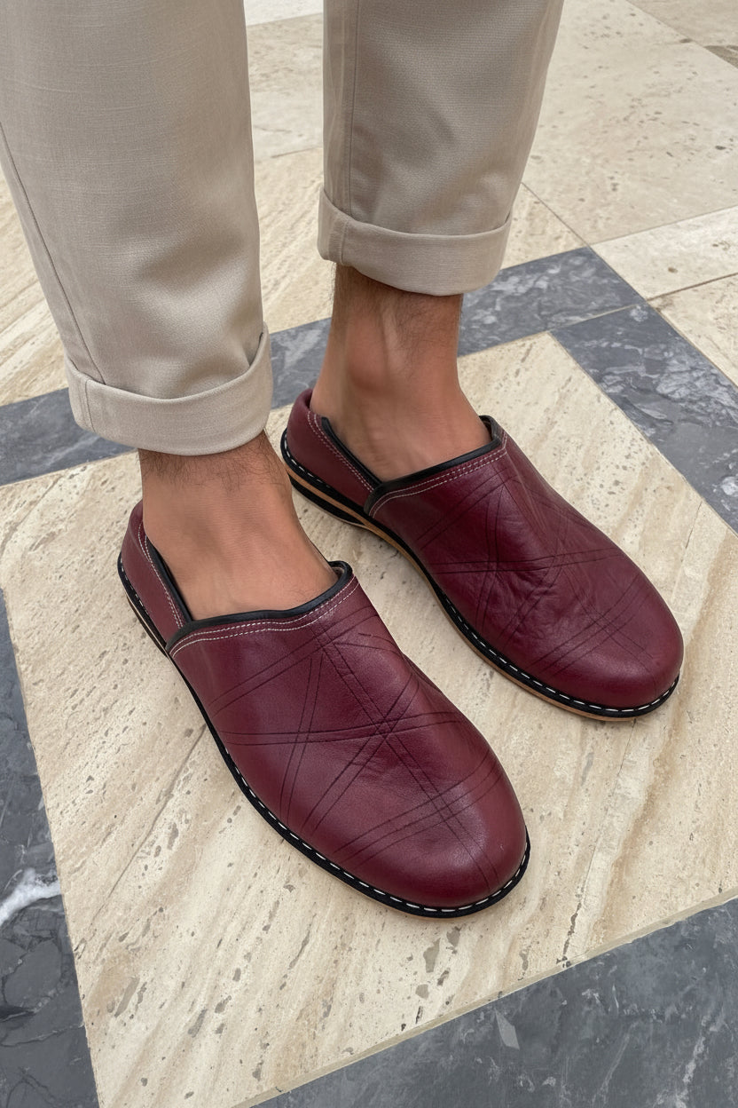 Babouche Homme Bordeaux en Cuir – Élégance Moderne & Style Polyvalent
