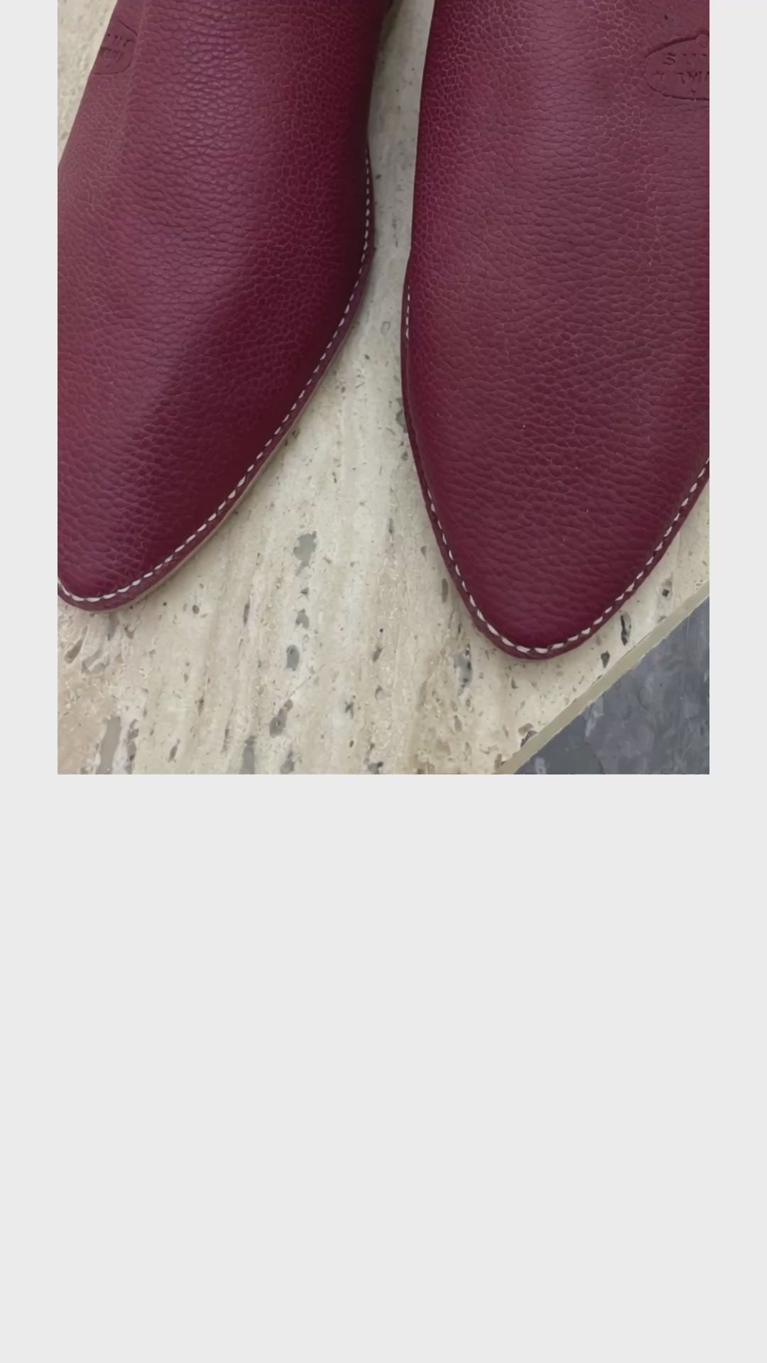 Babouche Homme Bordeaux en Cuir – Élégance Traditionnelle & Style Moderne